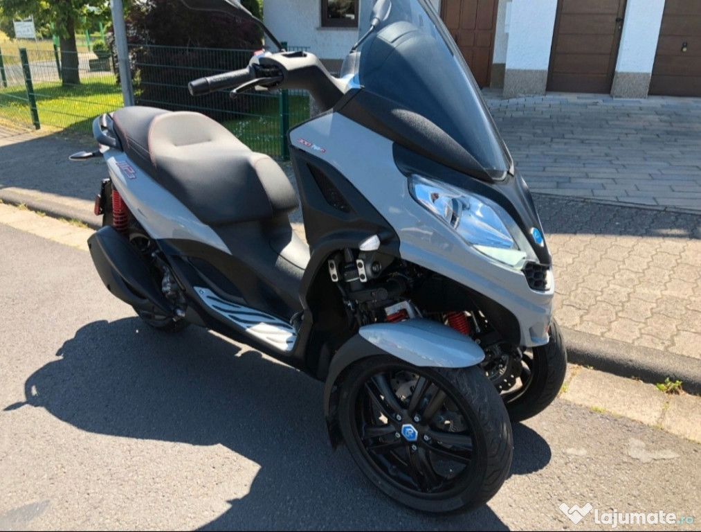 Piaggio mp3 300 HPE LT Sport, An 2020, Se conduce cu B
