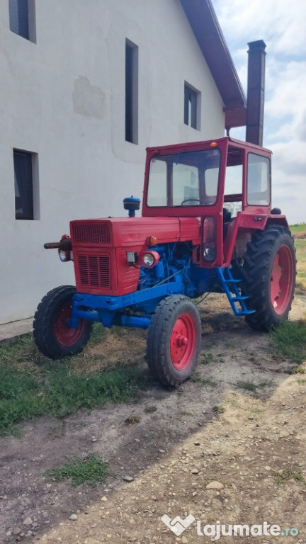 Tractor u 65