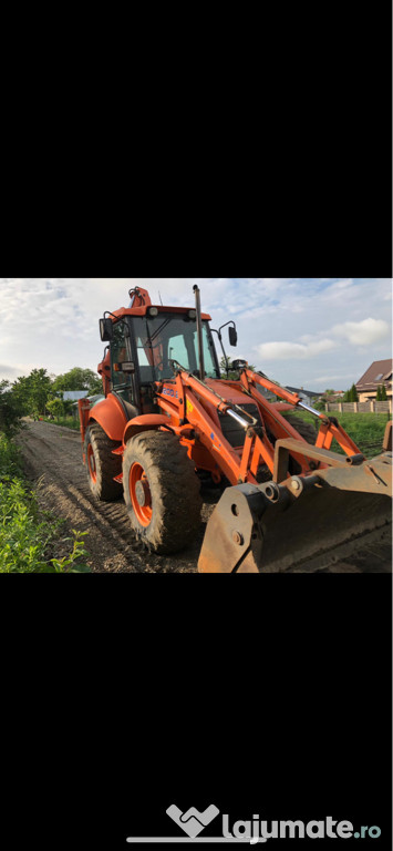 Inchiriez buldoexcavator si excavator