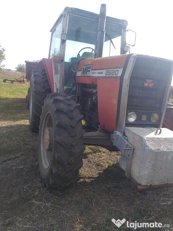 Tractor massey ferguson 2620