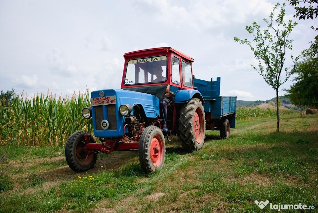 Tractor