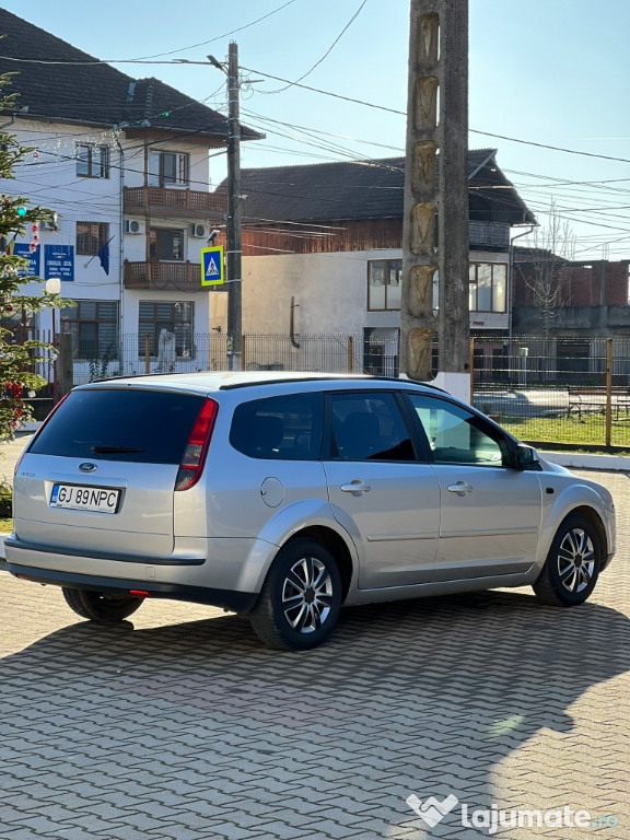 Ford Focus 1.6 115 cai