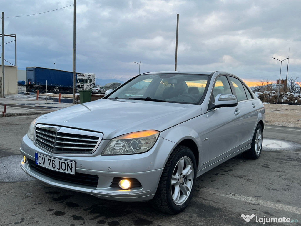 Mercedes C200 sedan