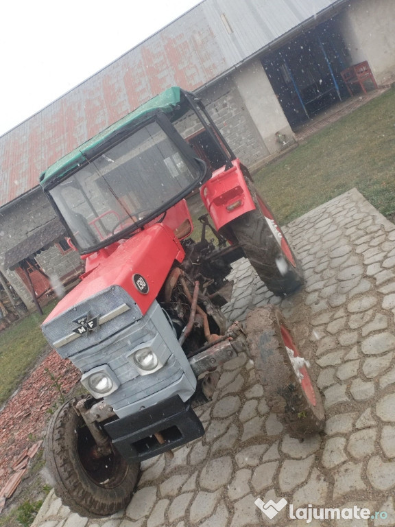 Vând tractor ferguson 130⁷