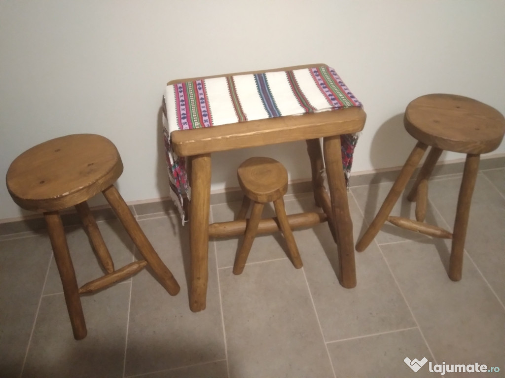 Masuța rustică cafea cu 2 scaune plus unul mic