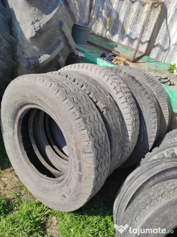 Cauciucuri de traktor si remorca