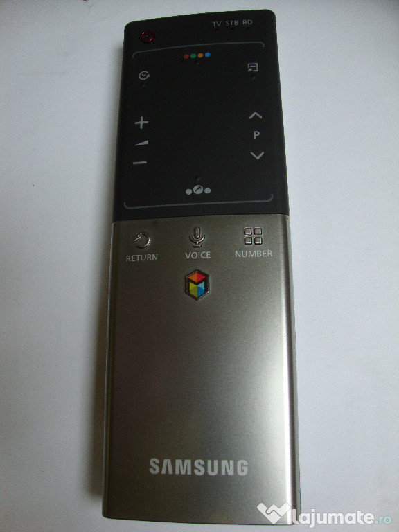 Telecomanda Samsung pentru TV Smart cu comanda vocala