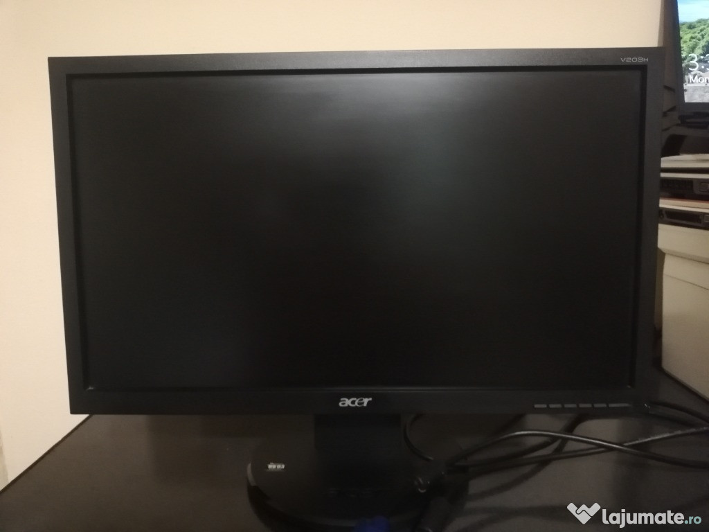 Monitor LCD Acer,laptop si tastatura combo profesionala
