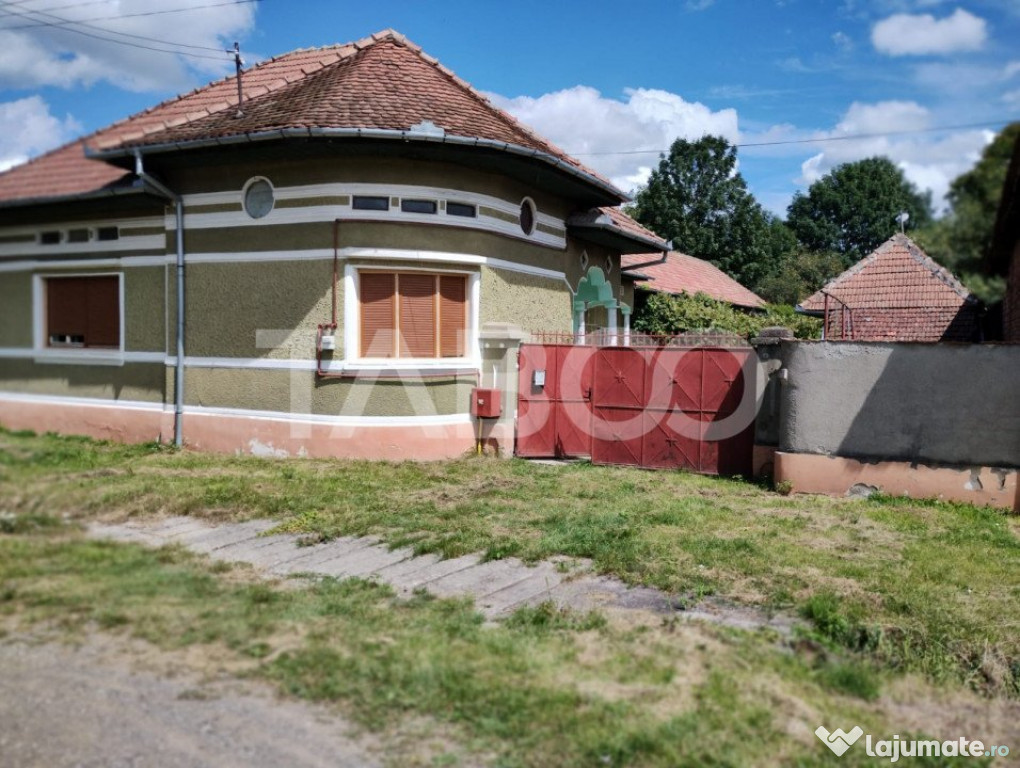 Casa 5 camere si gradina de vanzare in Voivodeni judetul Bra