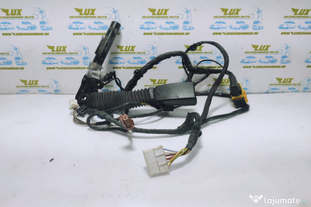 Pretensioner dreapta fata 563067417c BMW Seria 7 E65/E66 [2001 - 2005]
