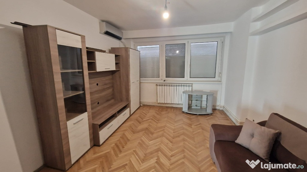 Apartament 2 camere decomandat etaj intermediar zona Kogalniceanu
