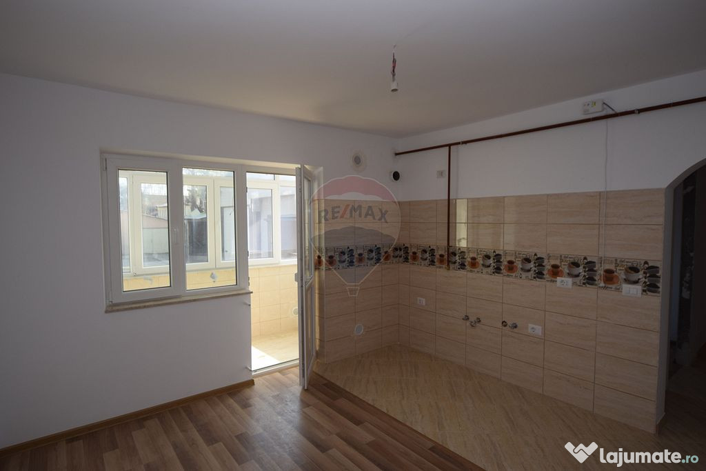 Apartament 3 camere Panciu