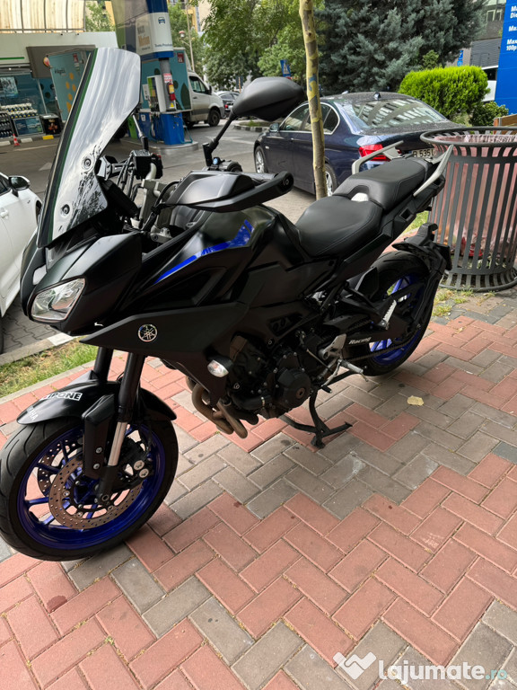 Motocicleta Yamaha Tracer 900
