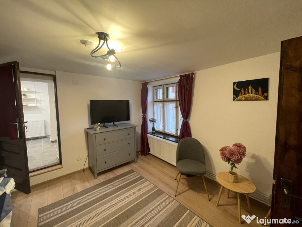 Bușteni, apartament cu 2 camere, suprafață 48mp, mobilat