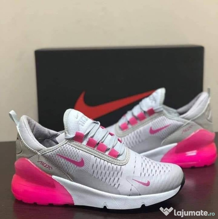 Adidasi pentru copii Nike .