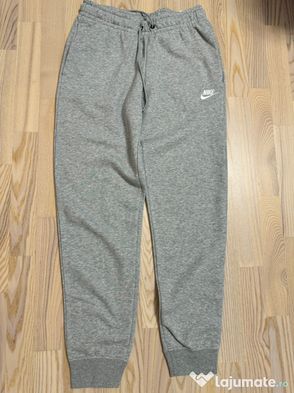 Pantaloni trening Nike femei, mar. S