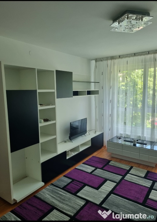 Proprietar - inchiriez apartament 3 camere zona Ozana-Titan