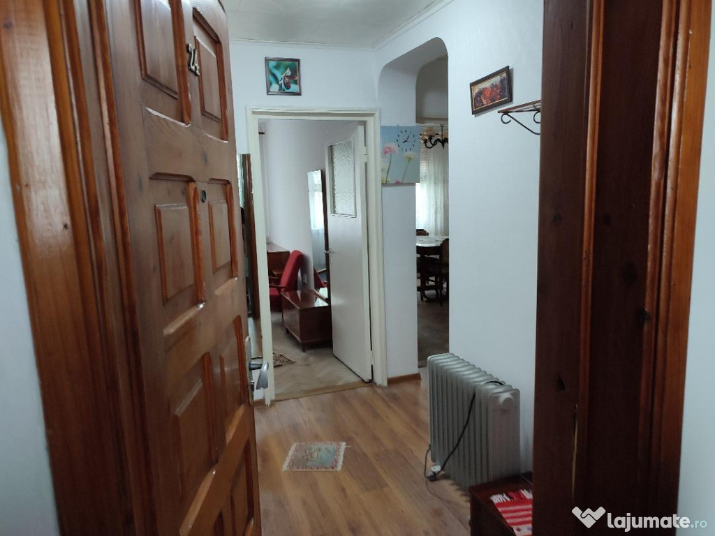 Apartament decomandat 2 camere, mobilat, etaj 3, Tulcea, Neptun