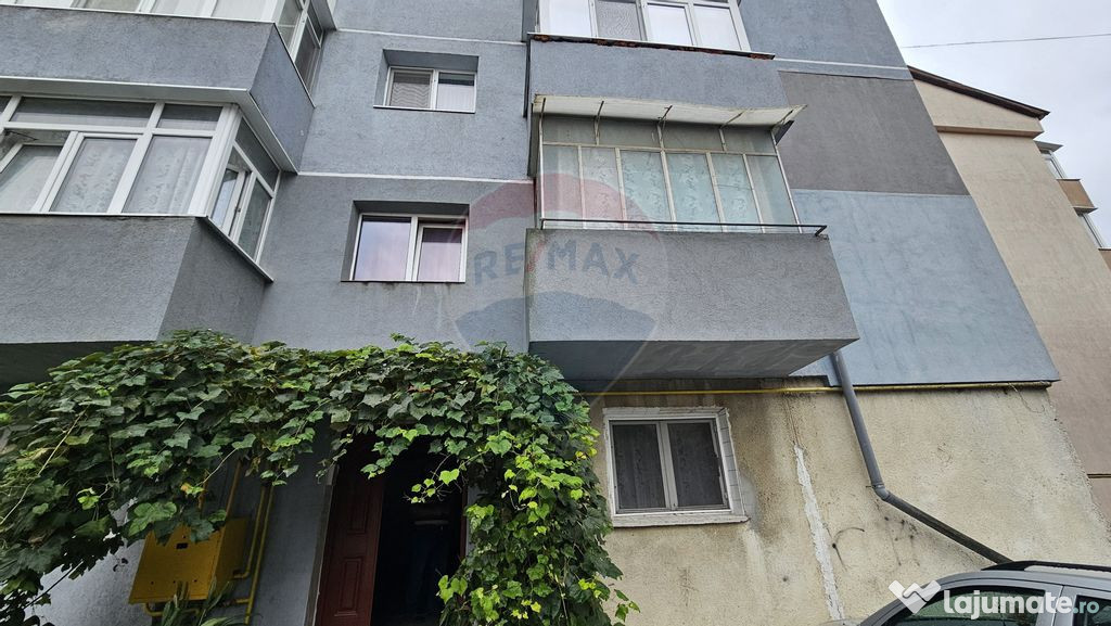 Apartament decomandat cu 2 camere în zona Burdujeni