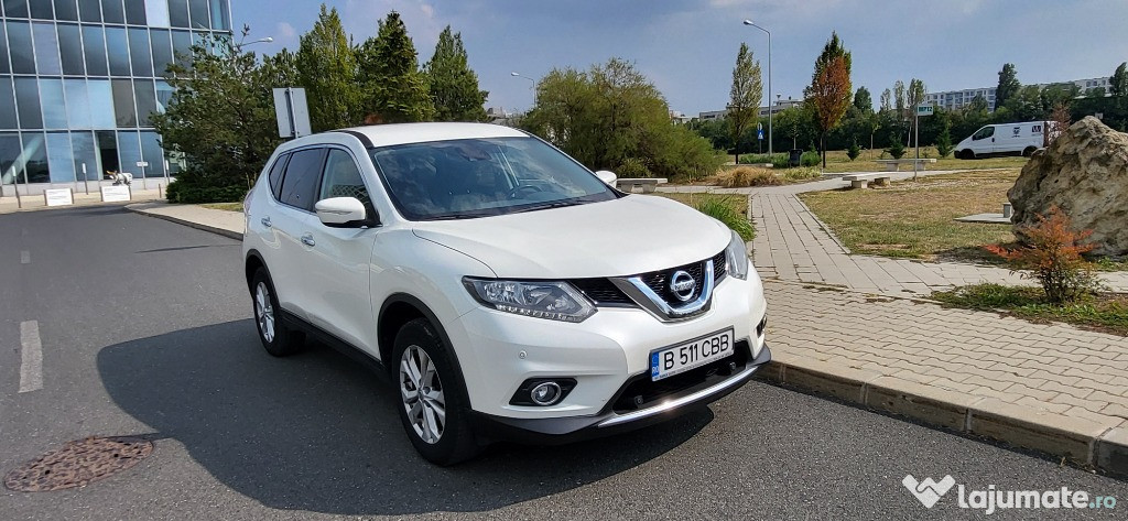 Nissan X-Trail - achizitionat din reprezentanta Romania