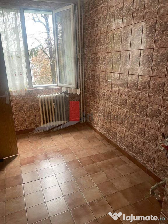 Vânzare apartament 3 camere Izvorul Crișului-Huedin