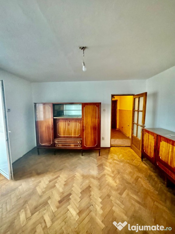 Apartament de vanzare,zona Mihai Eminescu