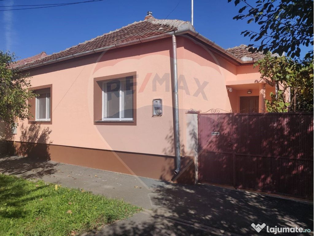 Casă de inchiriat Micalaca,pretabila pentru birouri