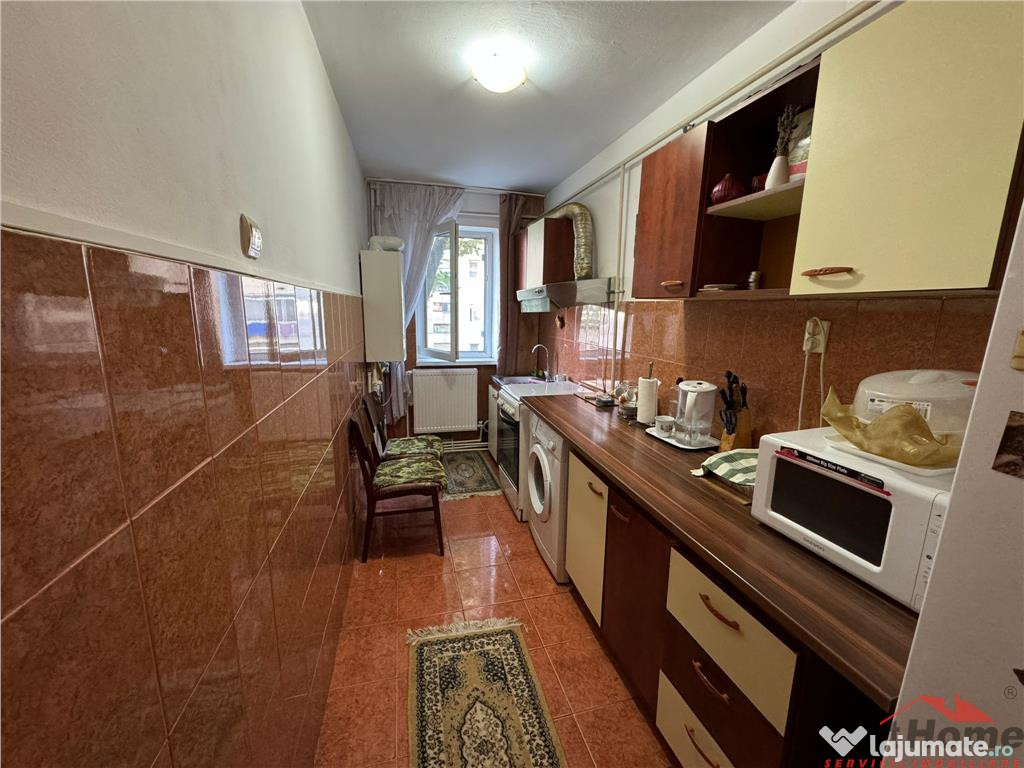 Apartament 2 camere, etaj 1, 42mp , CT, zona Paco Sud