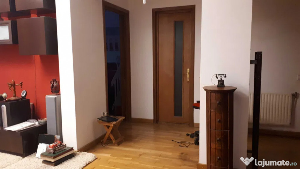 Apartament cu 4 camere decomandate Zona Obcini -Metro