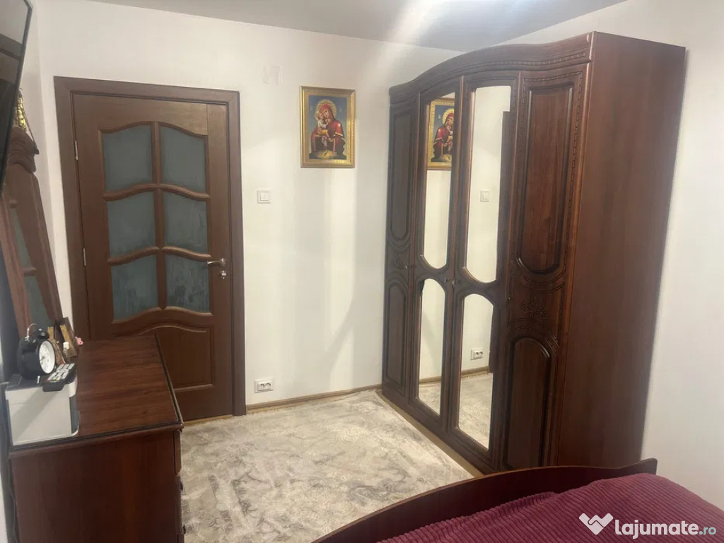 Apartament cu 3 camere decomandate zona G.Enescu -Belvedere