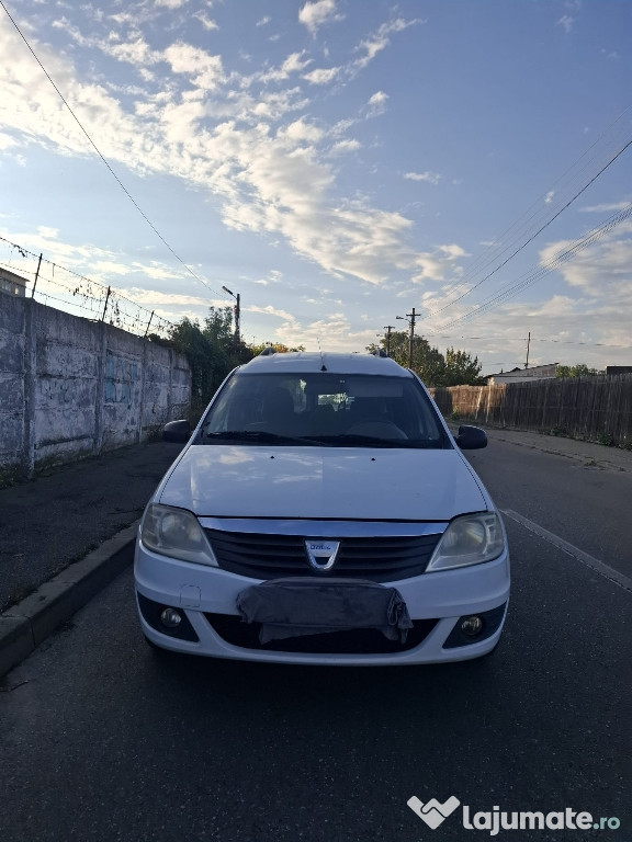 Vând Dacia Logan MCV