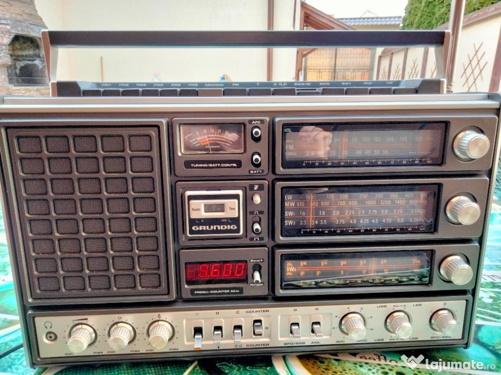 Radio Grundig Satellit 3000