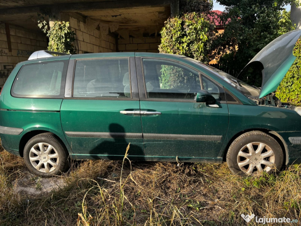 Peugeot807,citroent c8,fiat ulyse