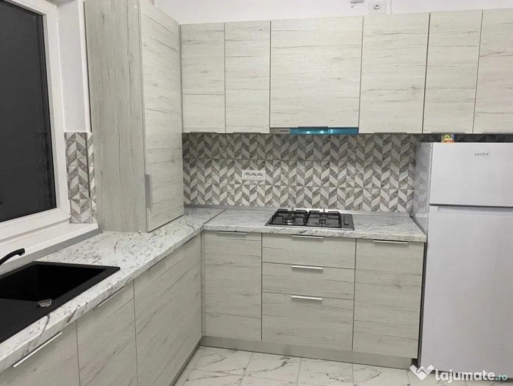 Zona Centrala Chirie Apartament 2 camere pe Bld 21 Decembrie