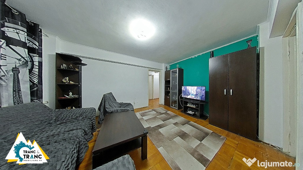 Apartament familial cu 3 camere Pe Bdul Revolutiei