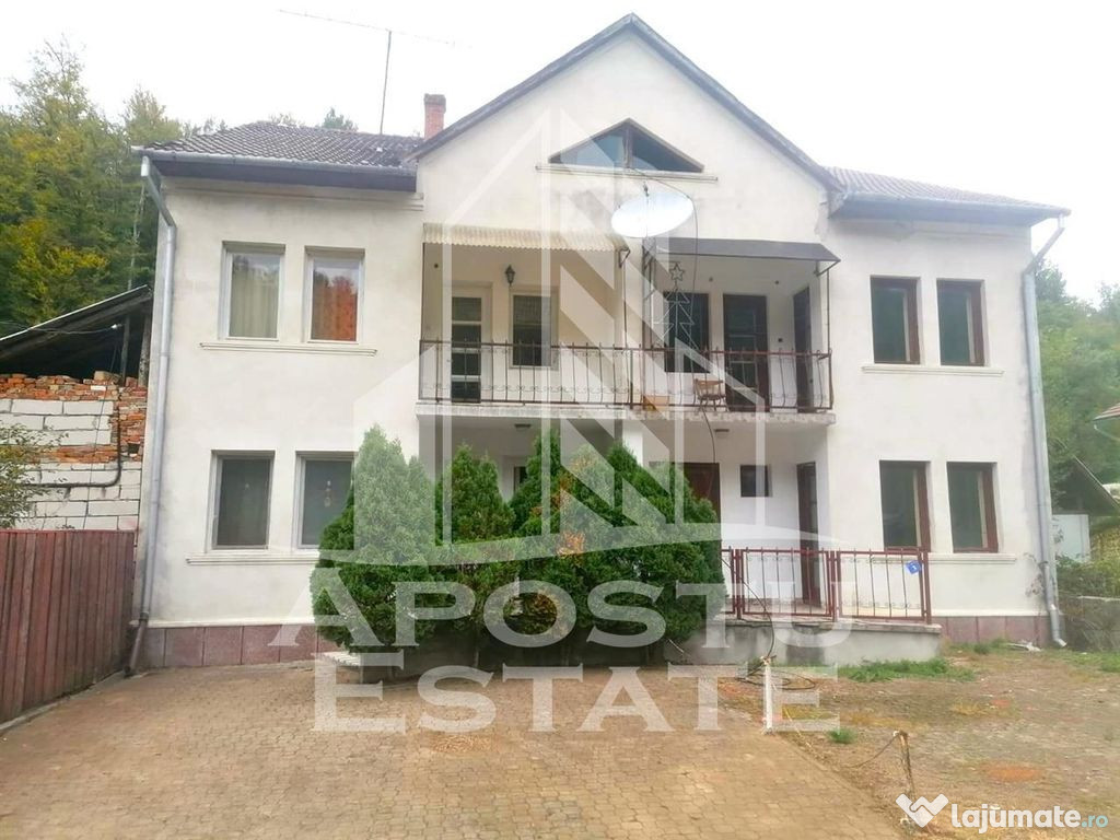 Duplex de vanzare 5 camere 119 mp in Statiunea Moneasa