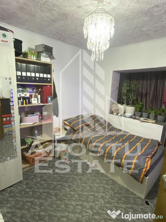 Apartament 3 camere în zona Girocului