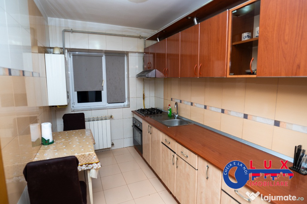 ID 3355 Apartament 3 camere de VANZARE/INCHIRIERE