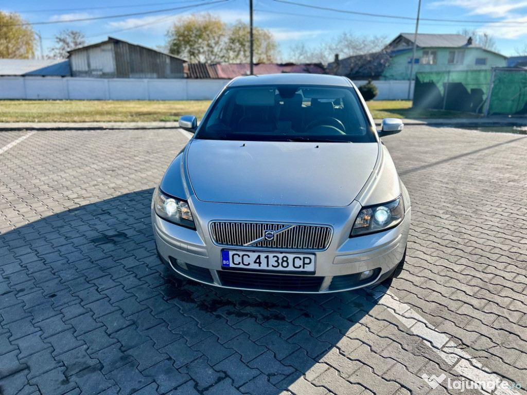 Vând Volvo v50 an 2007