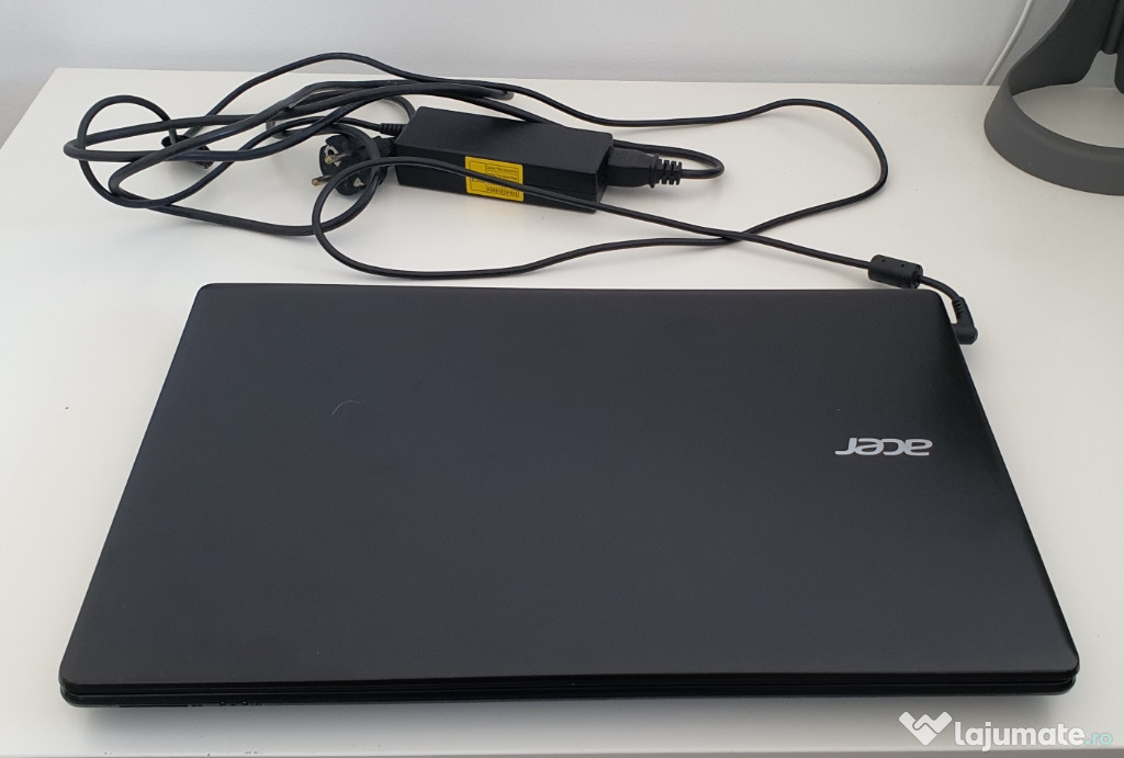 Laptop Acer E5-570G-58KY