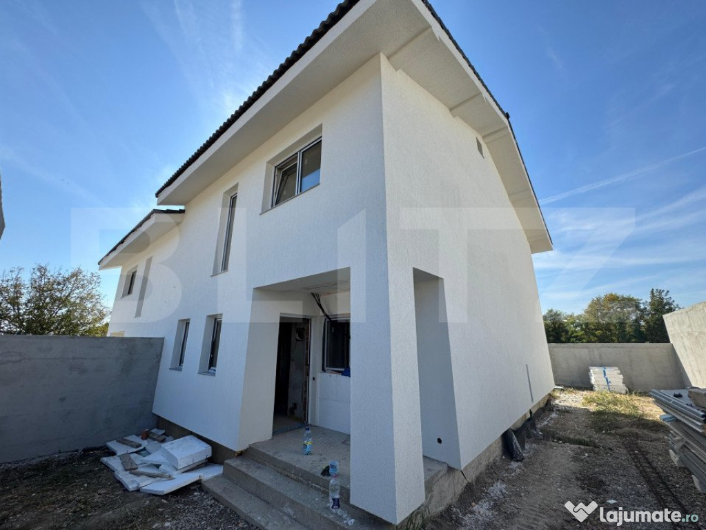 Casa tip duplex, 138 mp utili, cu piscina, 4 camere, Cetate