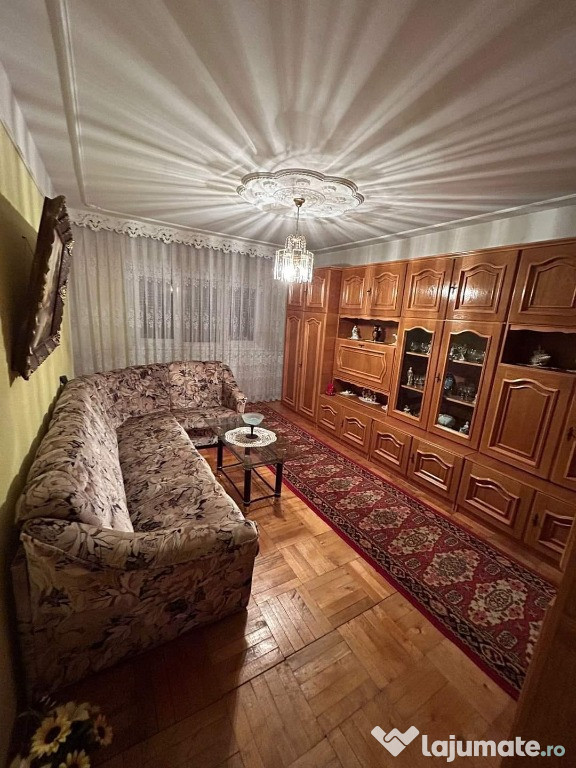 De vanzare apartament cu 2 camere