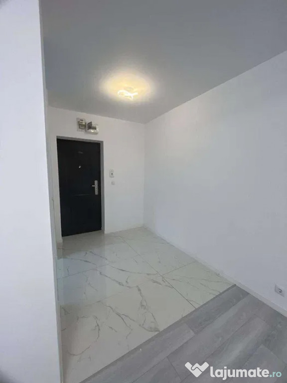 Apartament cu 2 camere semidecomandate Zona Centru