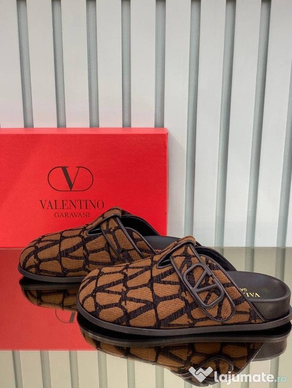 Papuci dama Valentino