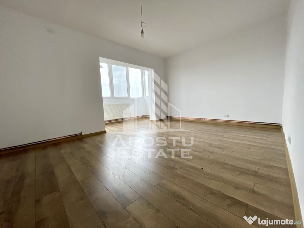 Apartament cu 3 camere, centrala proprie, zona Girocului