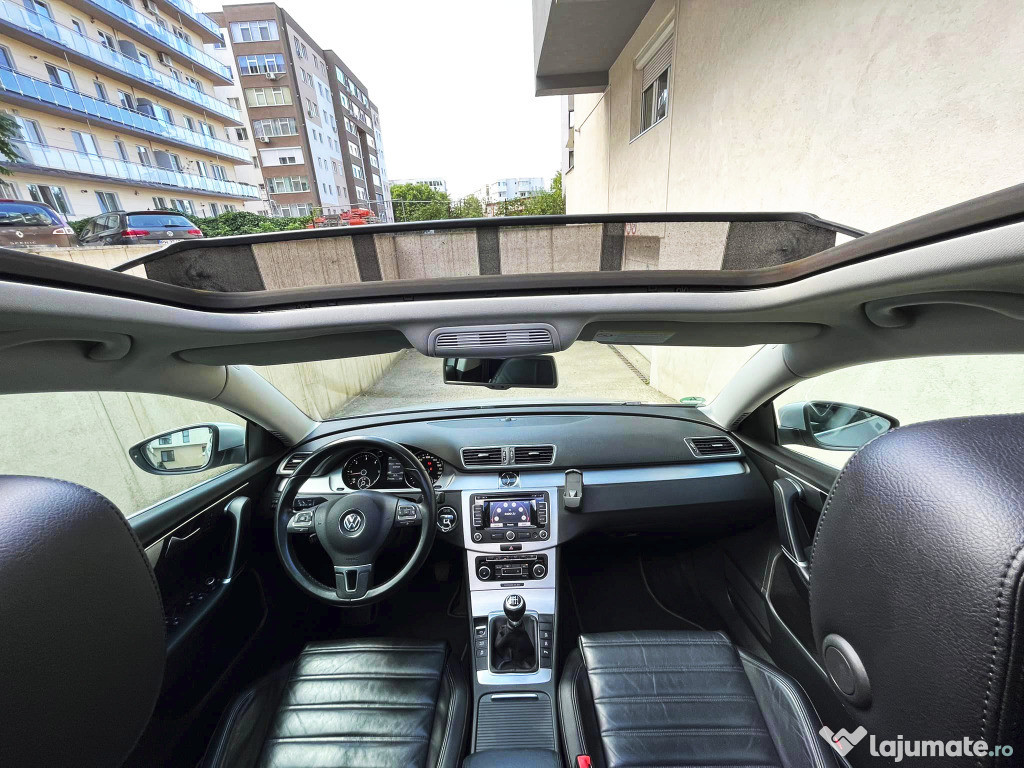 Volkswagen Passat B7 HIGHLINE - 1.6 tdi 6 trepte - Panoramic - Piele