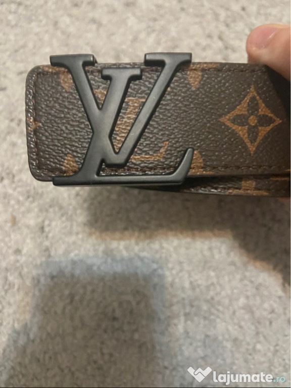 Curea Louis Vuitton