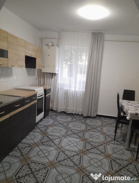 Apartament cu 2 camere, Cetate-Lidl