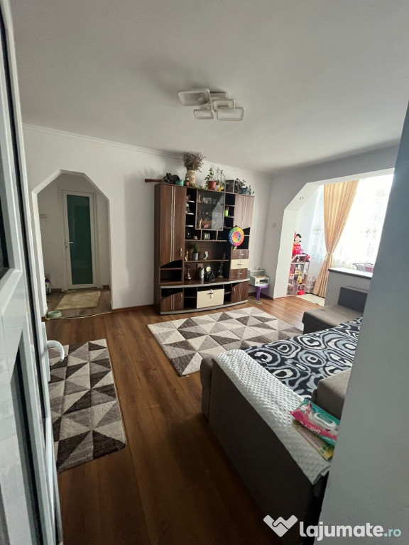 Apartament 2 camere, zona centrală