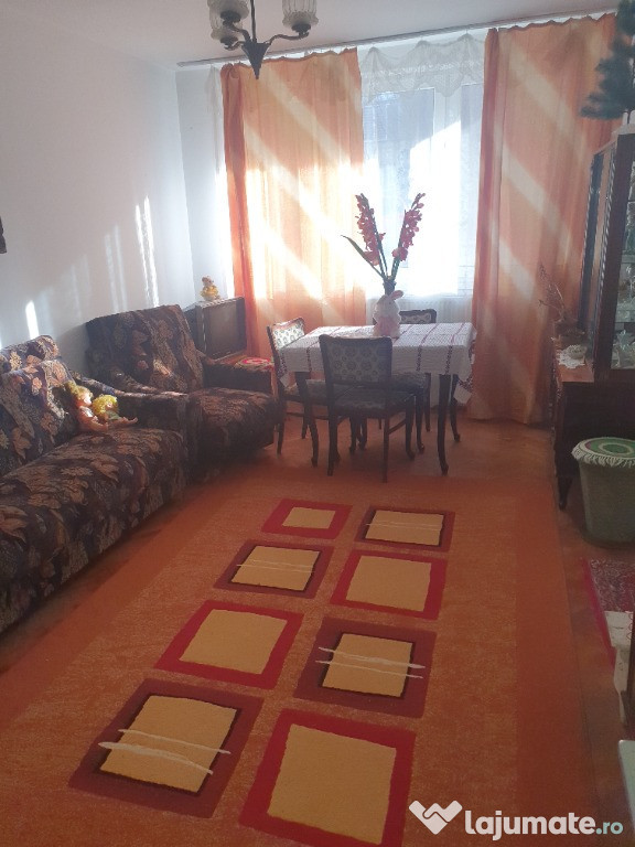 Apartament 2 camere decomandat Bumbești-Jiu